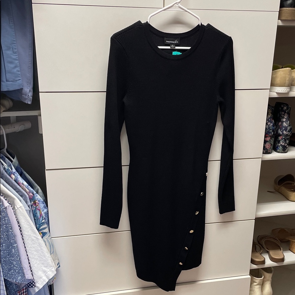 Chic Black Long Sleeve Dress with Button Accents